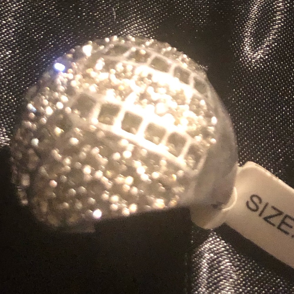 New Lia Sophia ring sz8